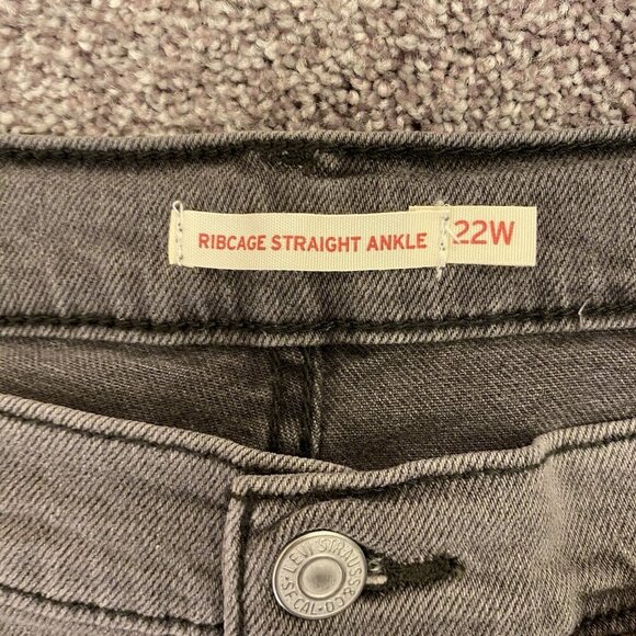 Levi’s Women’s Ribcage Straight Ankle Jeans Plus Size 22 W M Gray NWT $69 - Picture 5 of 16